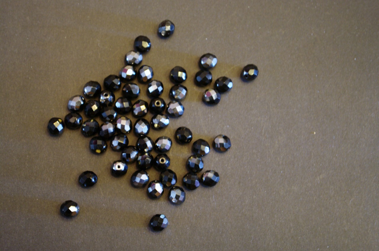 Preciosa 20 perles facettées   8mm   Jet black