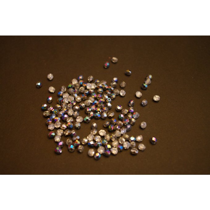 Preciosa 50 perles facettées transp 4x4mm vitrail