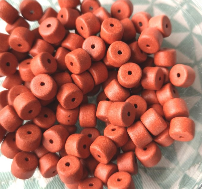 Perles en forme de tube en céramique   8x6mm  couleur Terracotta (x10) 