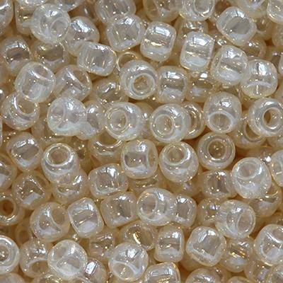 Rocaille  Toho taille 11/0  ceylon lt ivory   (x10g) 