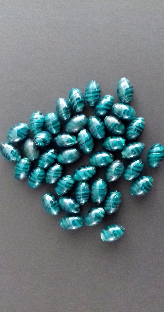 Perle de verre lampwork ,ovale ,turquoise foncé