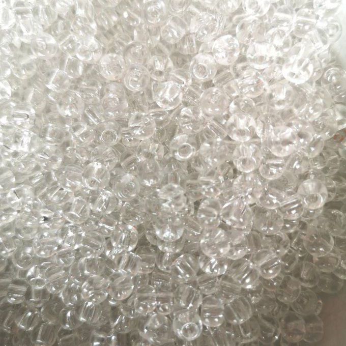 Rocaille en verre de Bohème  5.6mm  3/0  crystal  (x20g)  